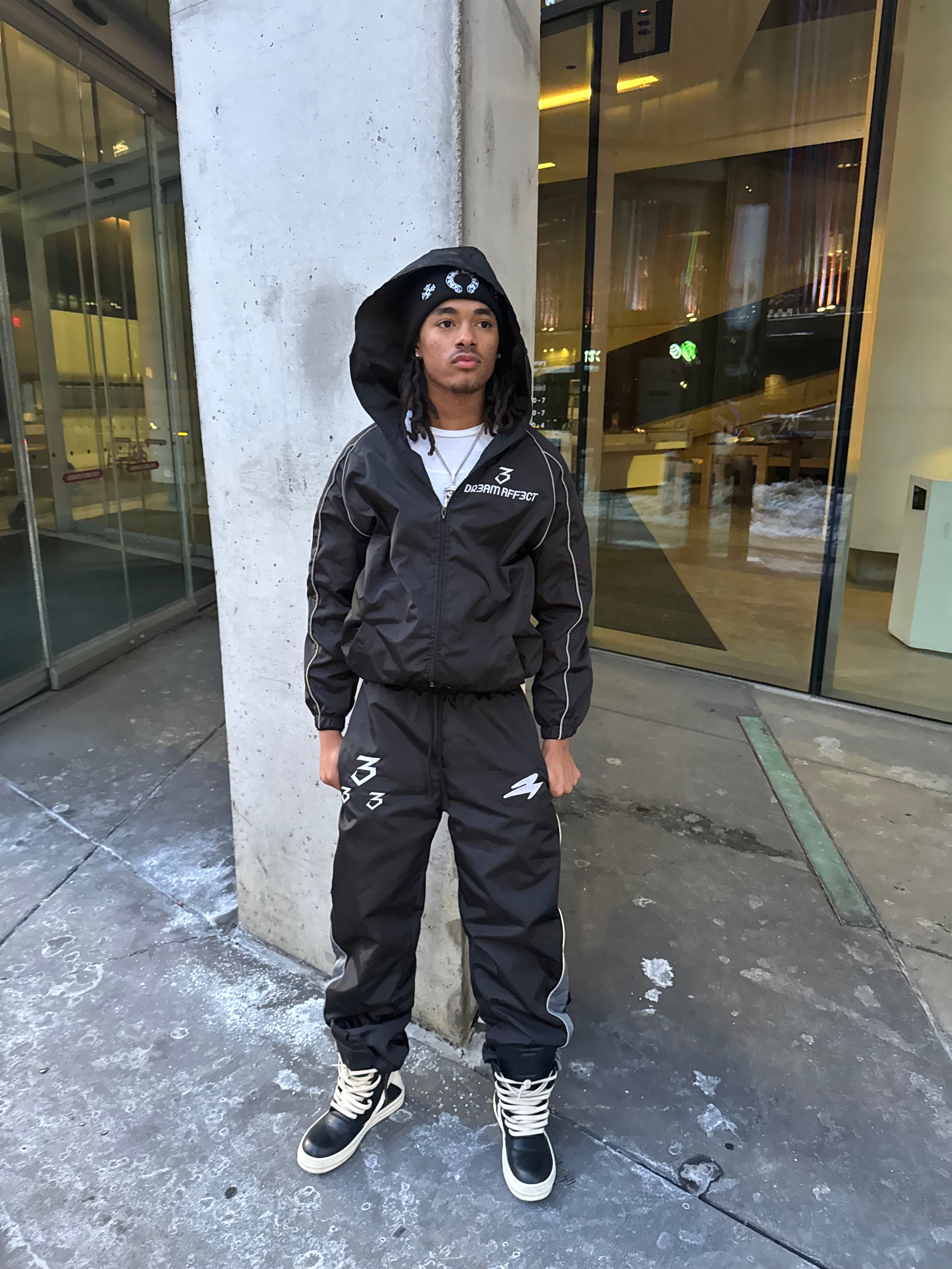 DA (BLACKOUT 🖤) TRACKSUITS